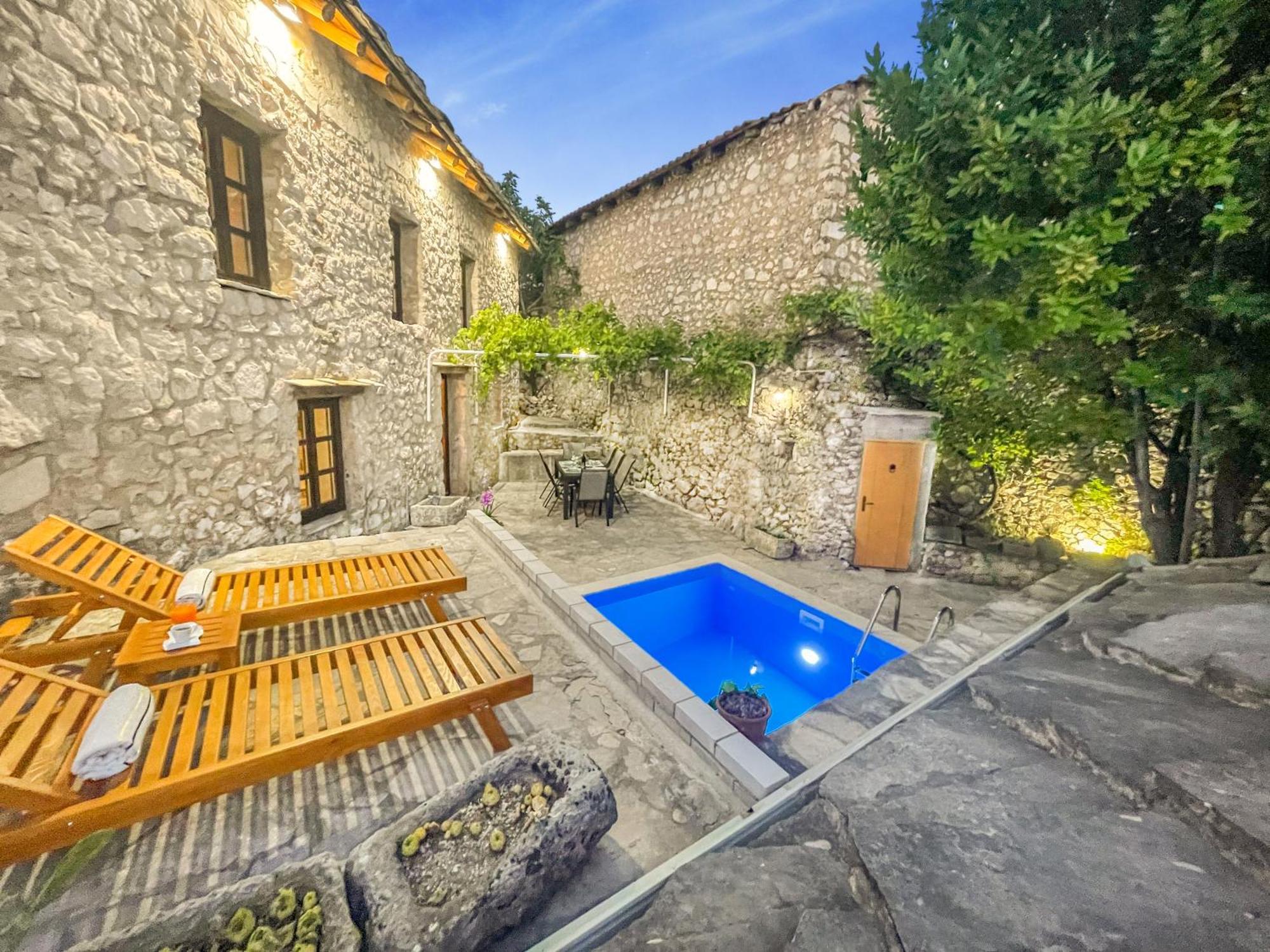 Villa Historic Pocitelj With Pool And Incredible Views On The River And Landmarks Buitenkant foto